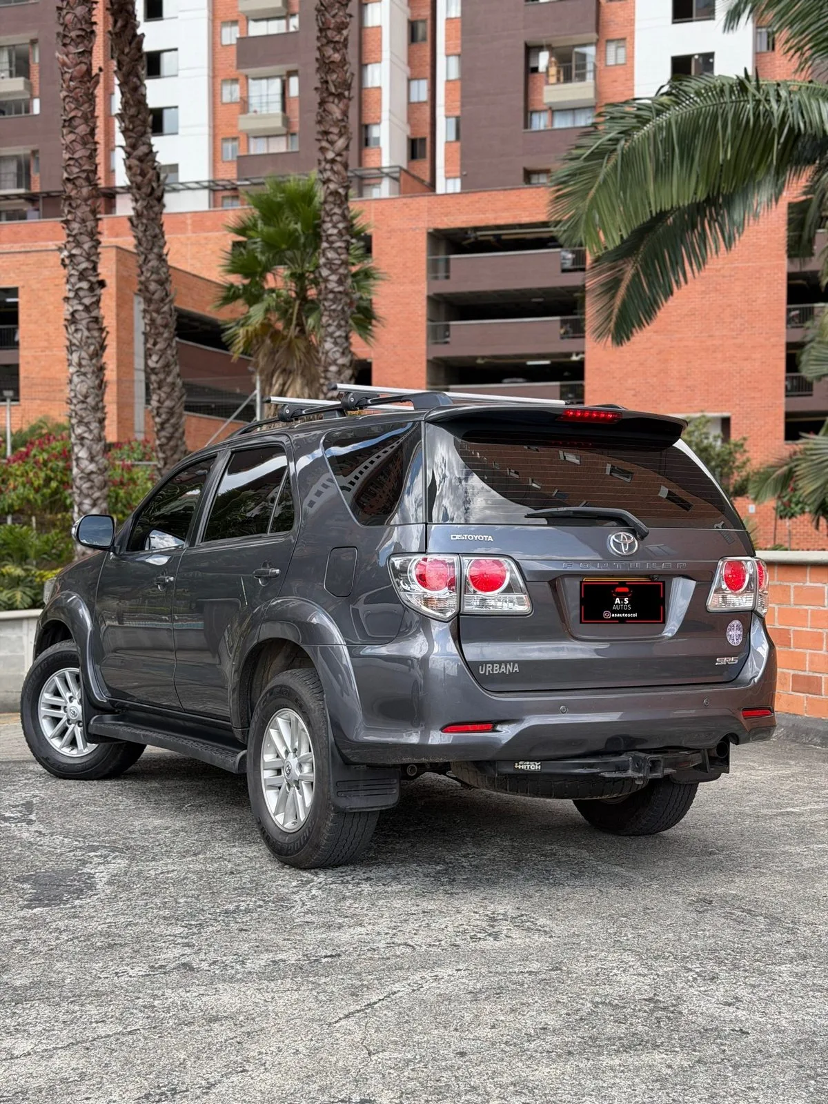 Toyota Fortuner Street 2015 — foto 3 de 12