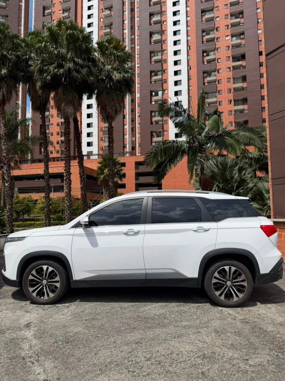 Chevrolet Captiva Premier 2023 — foto 2 de 12