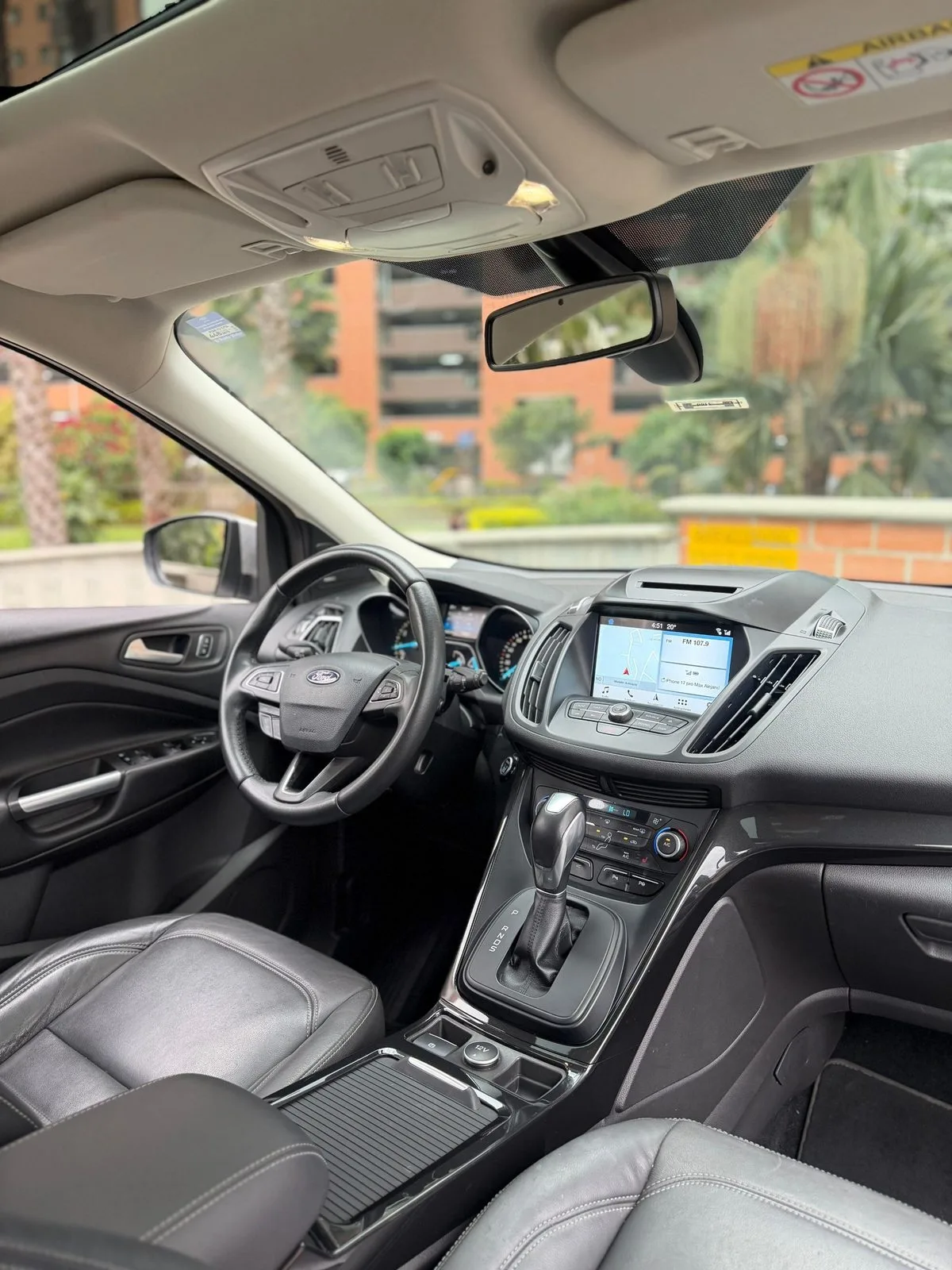Ford Escape Titanium 2018 — foto 5 de 11