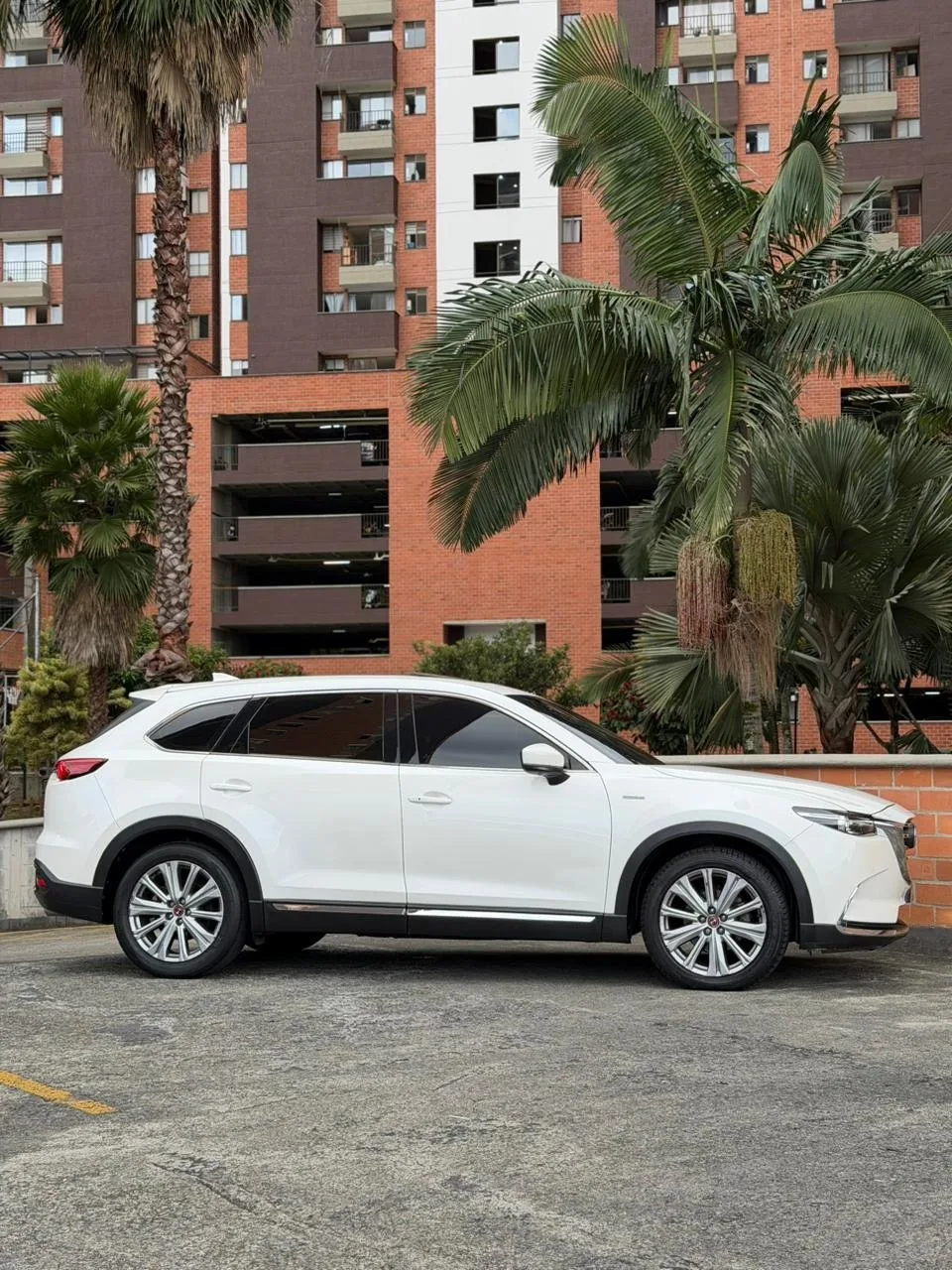Mazda CX9 Signature 2022 — foto 10 de 13