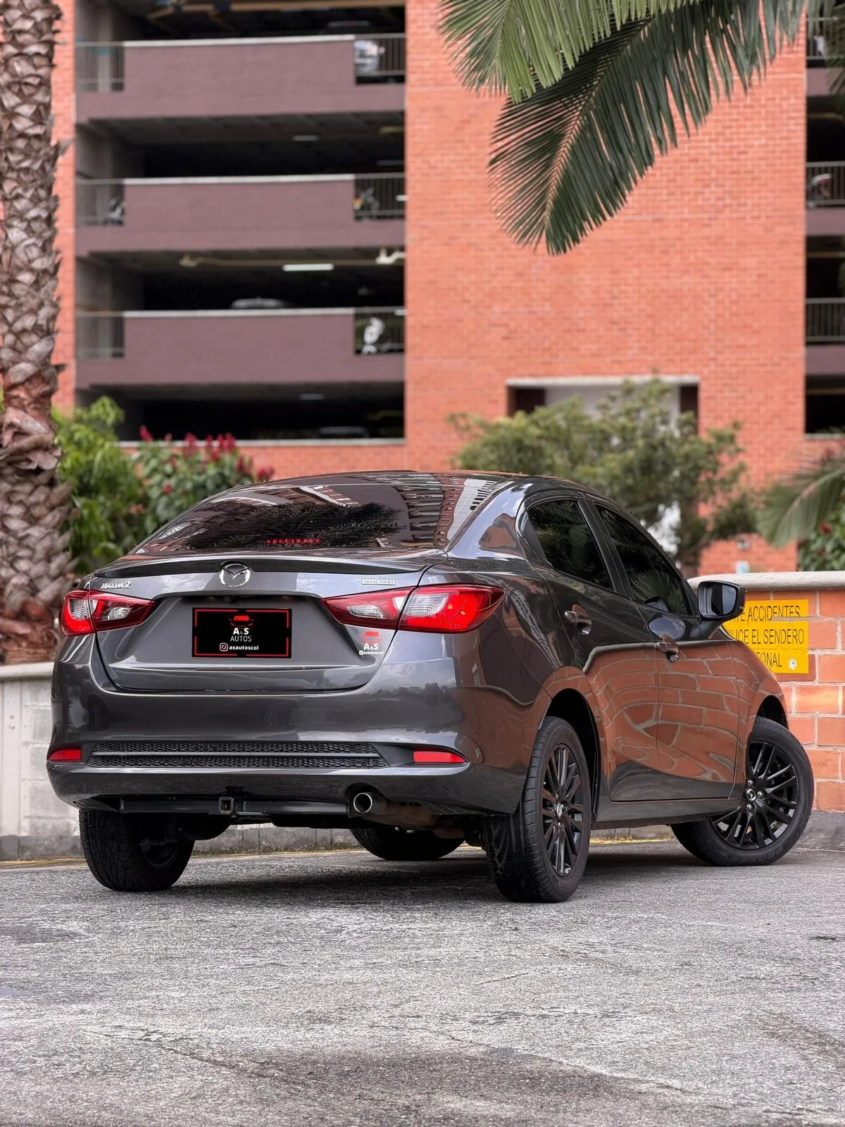 Mazda 2 Grand Touring LX 2022 — foto 5 de 12