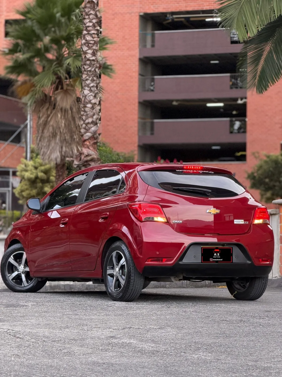 Chevrolet Onix LTZ 2019 — foto 3 de 12