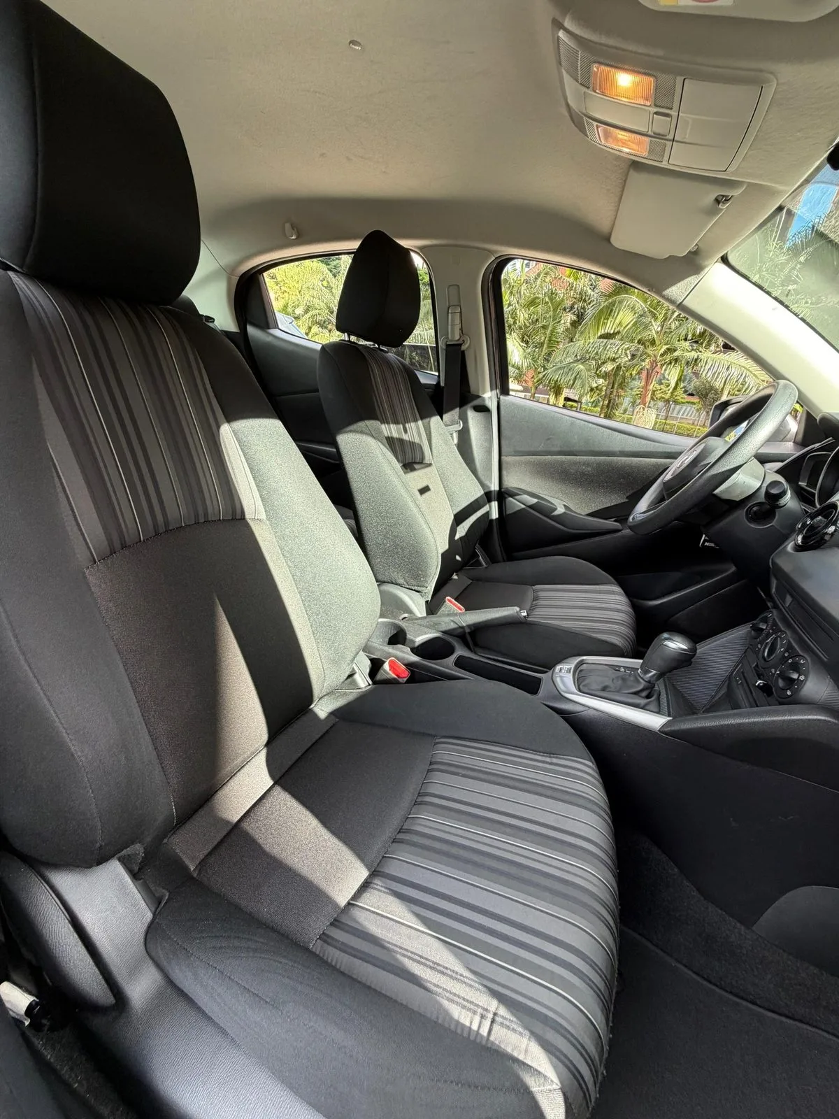 Mazda 2 Skyactiv 2019 — foto 6 de 12
