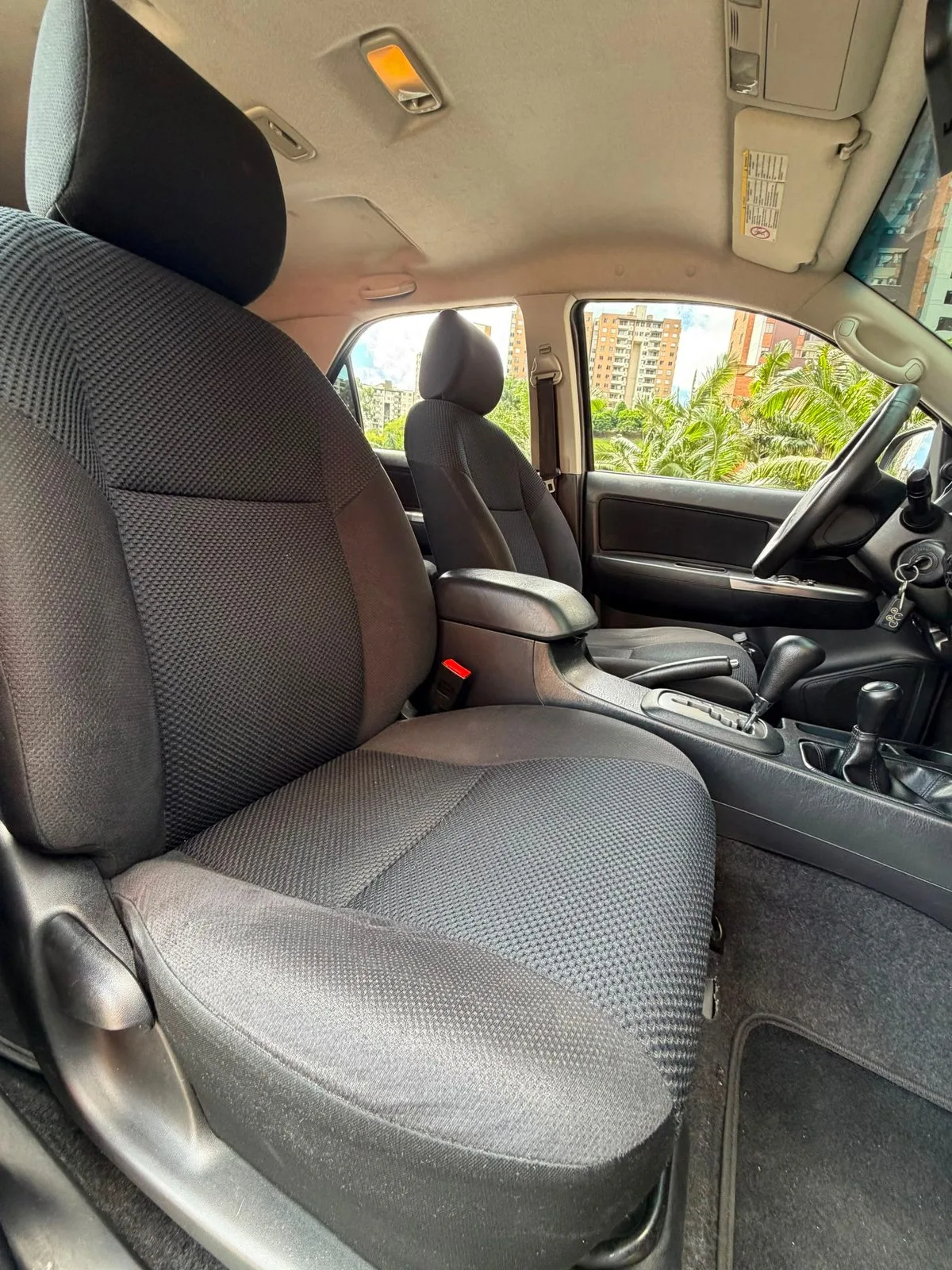 Toyota Fortuner Street 2015 — foto 7 de 12