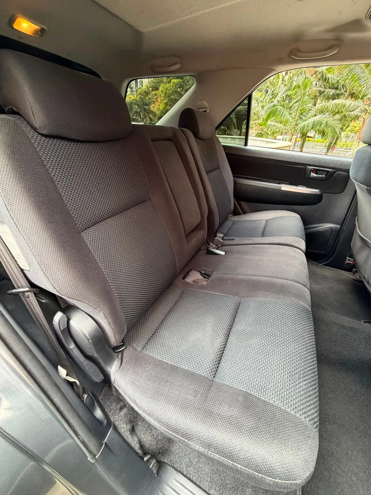 Toyota Fortuner Street 2015 — foto 8 de 12