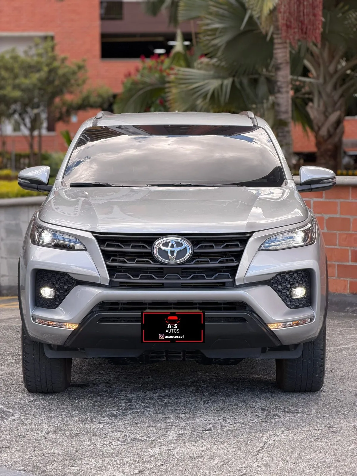 Toyota Fortuner Sr 2023 — foto 11 de 12