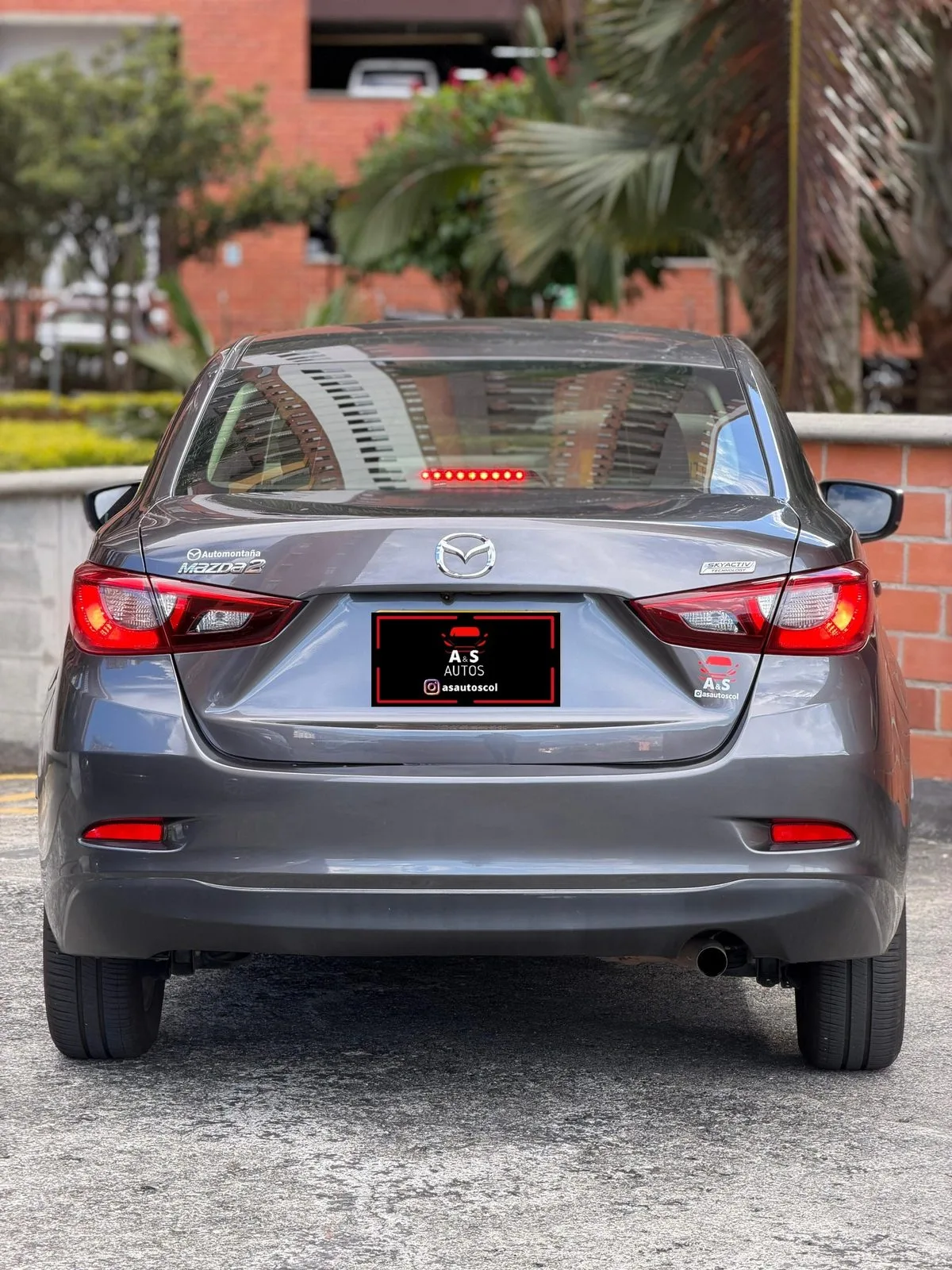 Mazda 2 Skyactiv 2019 — foto 4 de 12