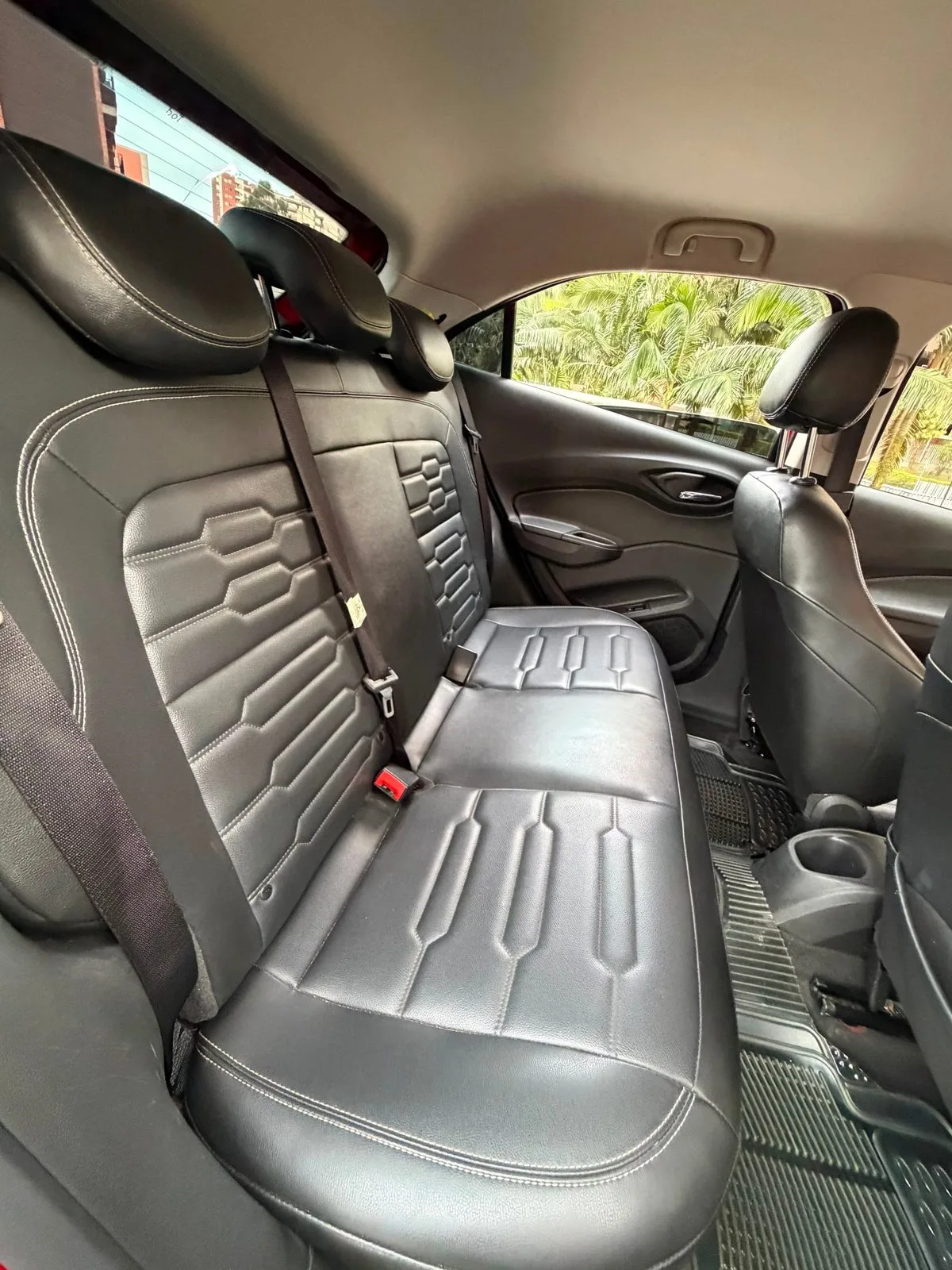 Chevrolet Onix LTZ 2019 — foto 8 de 12