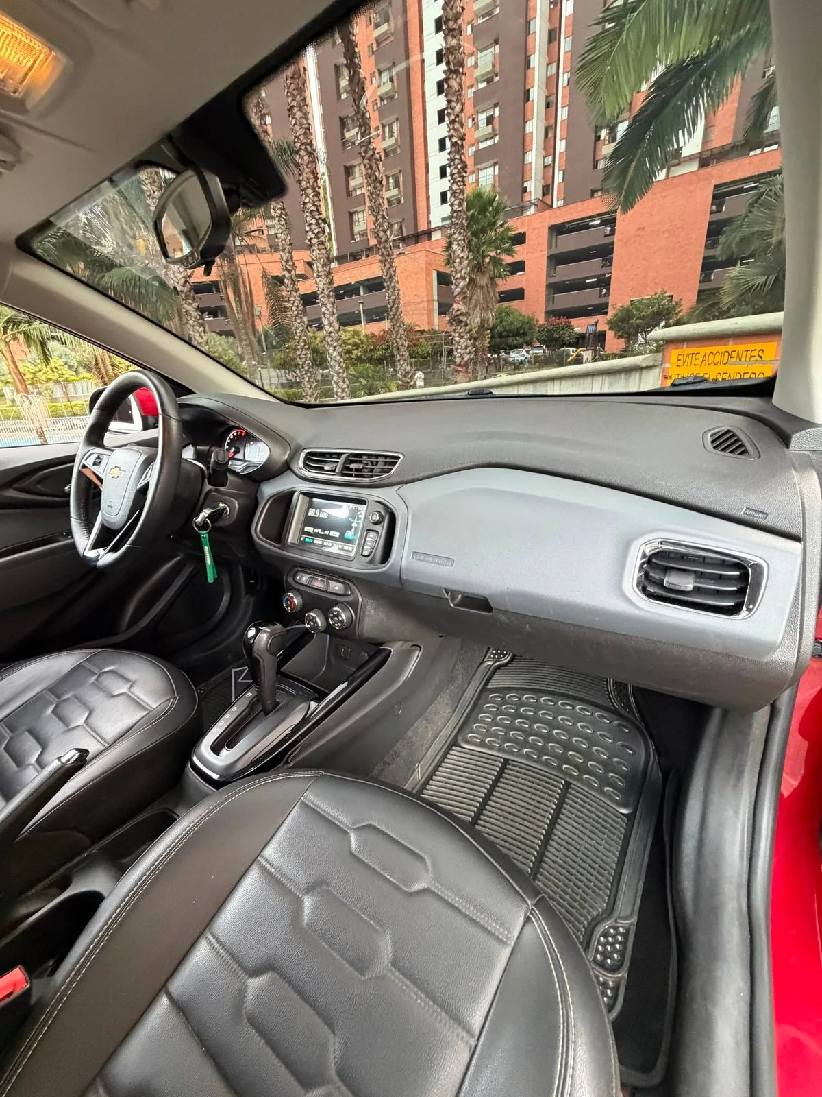 Chevrolet Onix LTZ 2019 — foto 6 de 12