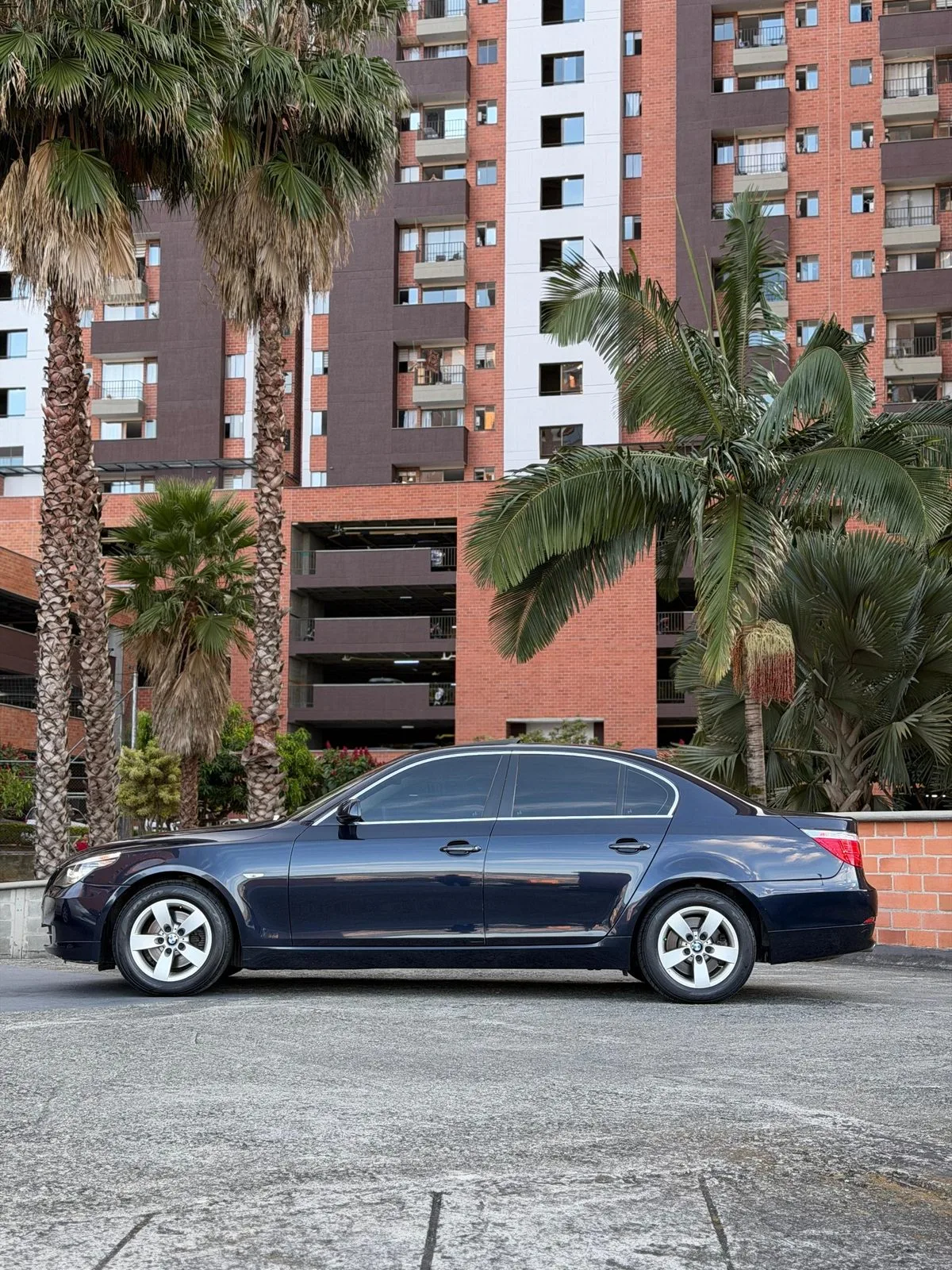 Bmw Serie 5 525I E60 2008 — foto 2 de 12