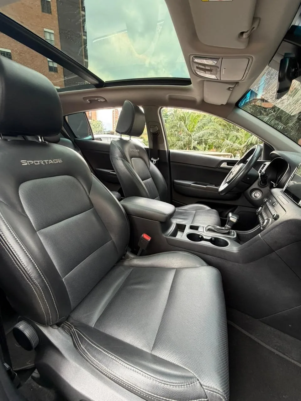Kia Sportage Vibrant 2021 — foto 7 de 12