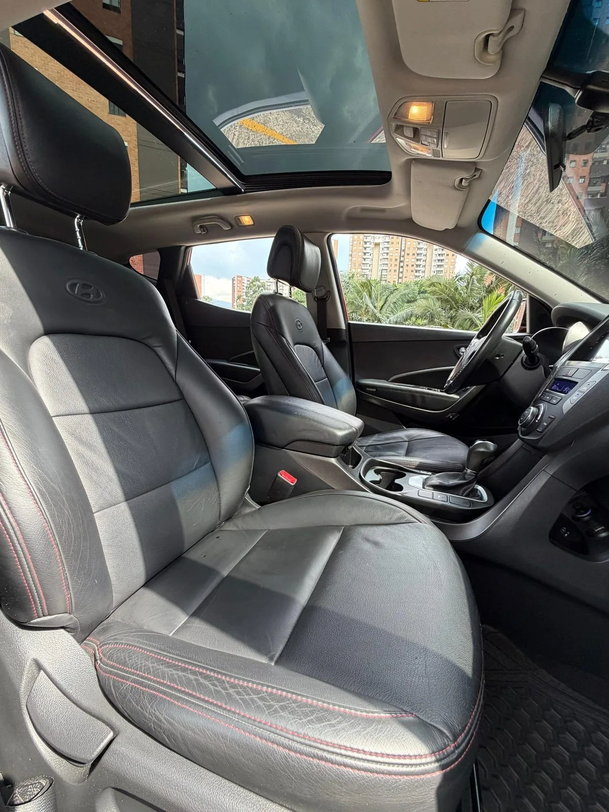 Hyundai Santafe Limited 2017 — foto 6 de 11