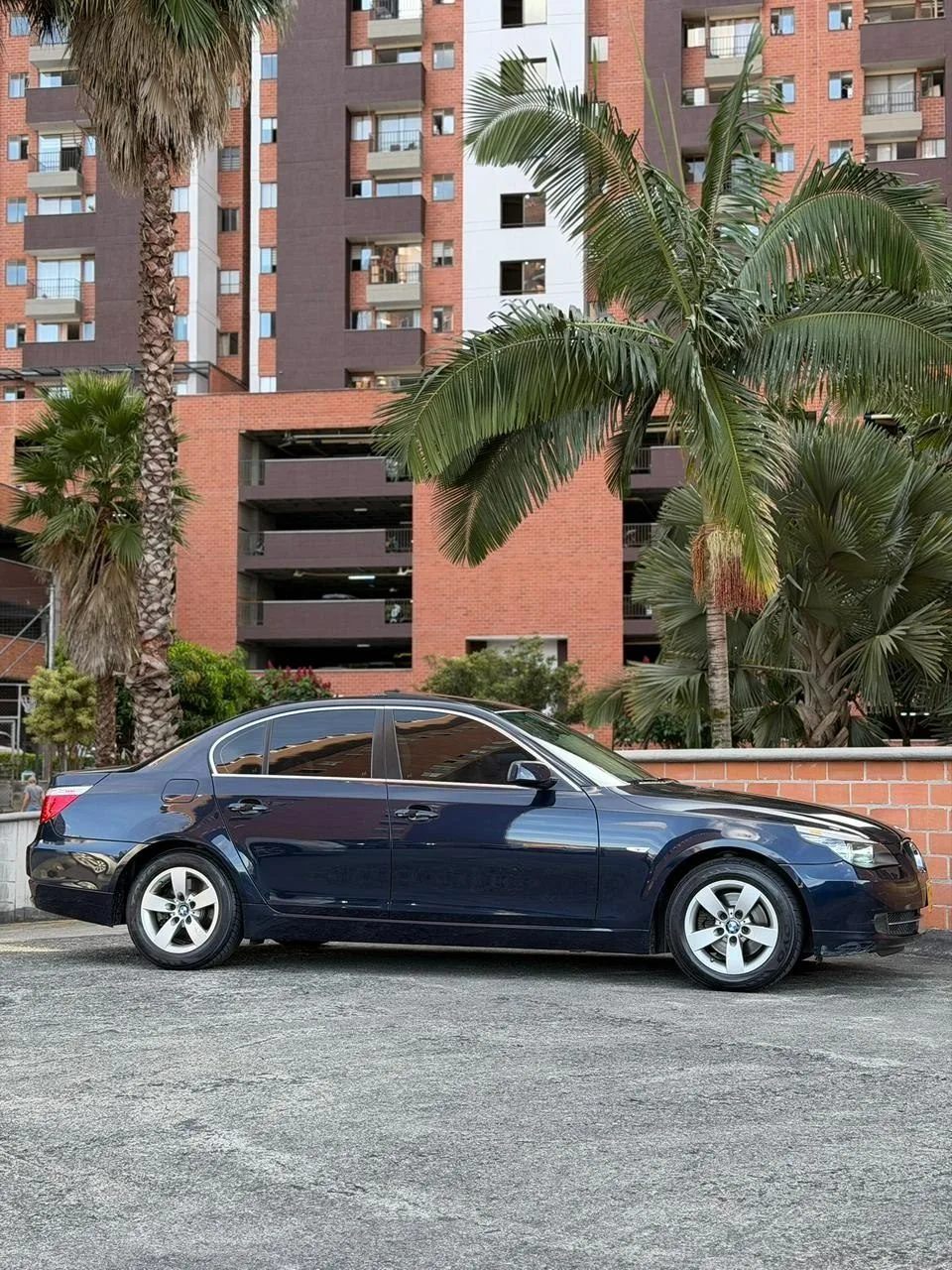 Bmw Serie 5 525I E60 2008 — foto 10 de 12
